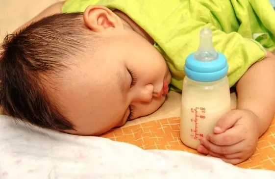 Tanda Tanda Bayi Alergi Susu Sapi