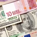 Mata Uang Tertinggi di Dunia yang Melebihi Dolar AS