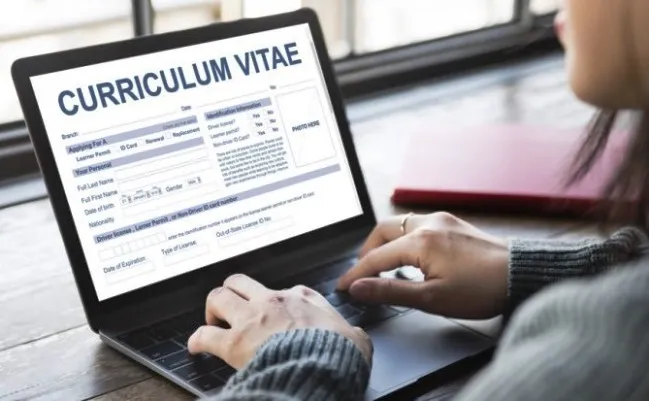Tips Membuat CV Lamaran Kerja yang Menarik