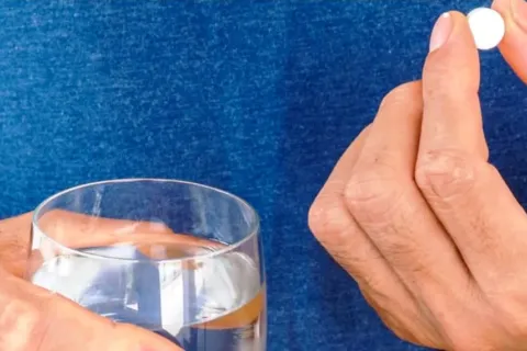 Levofloxacin Dosis, Manfaat, Efek Samping dan Hal yang Perlu Diperhatikan Sebelum Mengkonsumsinya