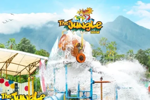Wahana Permainan Air yang Membuat The Jungle Waterpark Makin Ramai