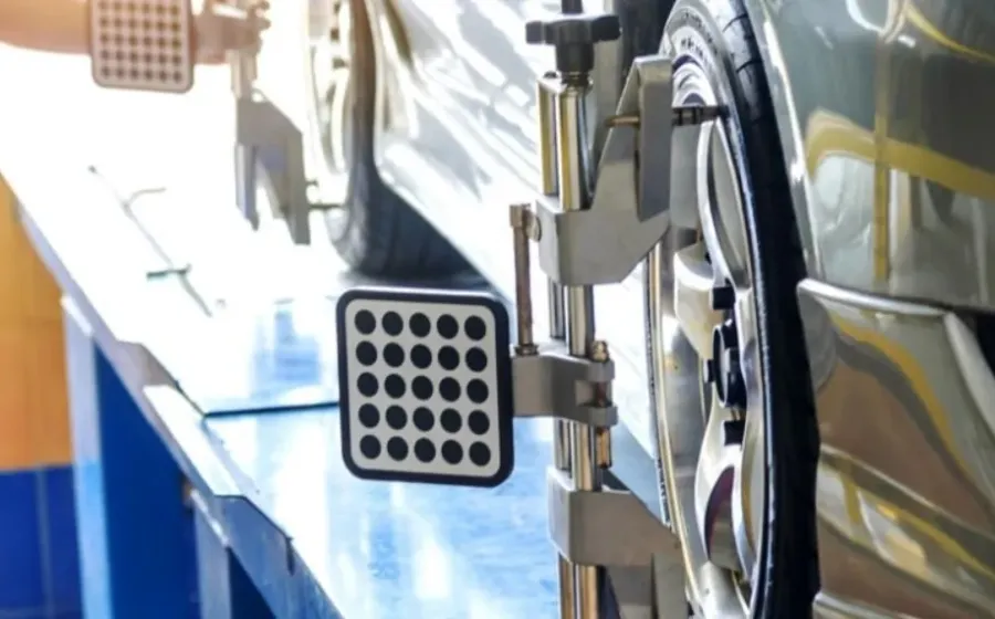 Kapan Mobil Butuh Spooring dan Balancing di Bengkel