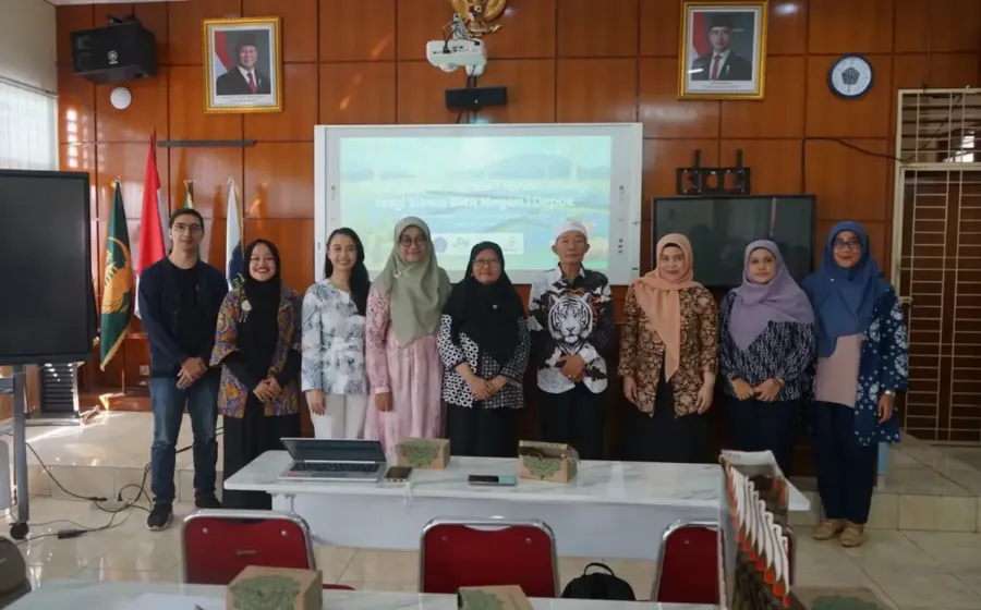 Lewat Proyek Infografis, UPER Bantu Siswa Depok Pahami Transisi Energi Secara Kritis