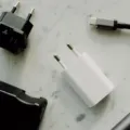 Rekomendasi charger cepat aman berteknologi GaN untuk smartphone